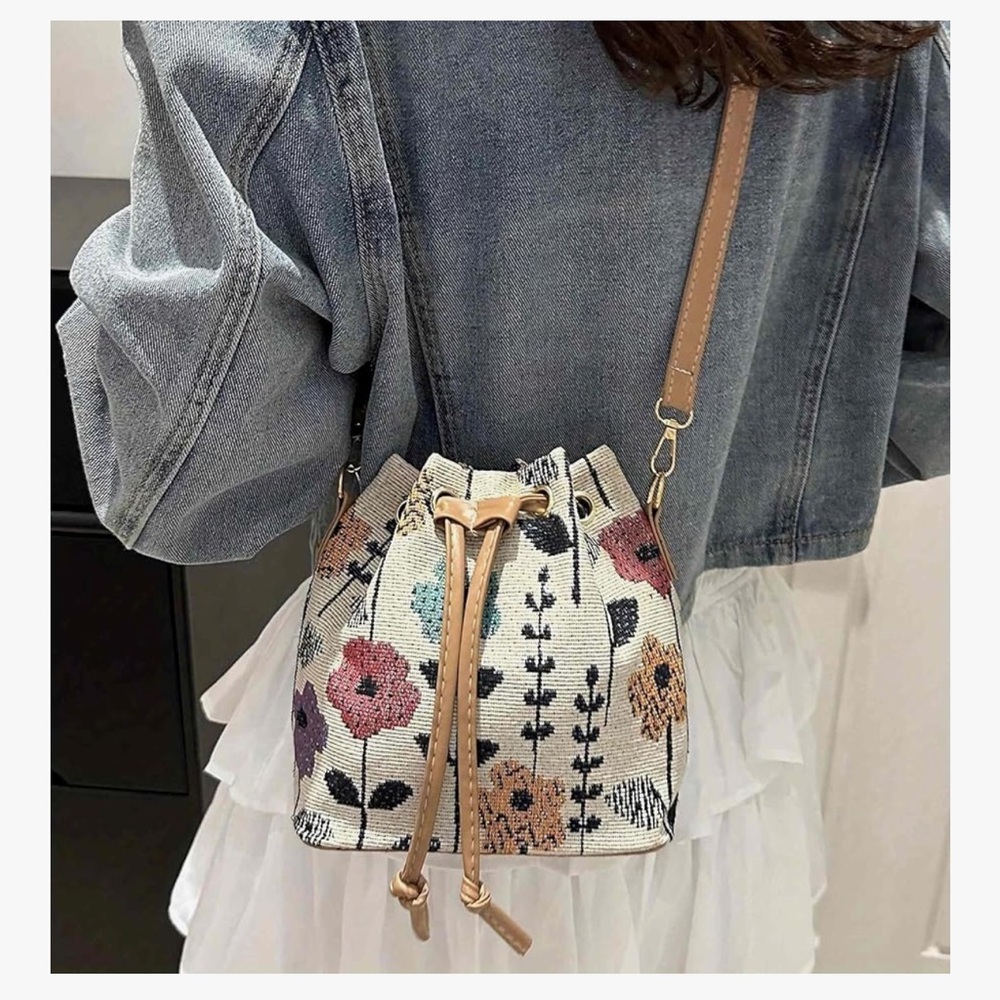 🆕 Floral Woven Drawstring Bucket Bag - Beige/Tan - Picture 7 of 7